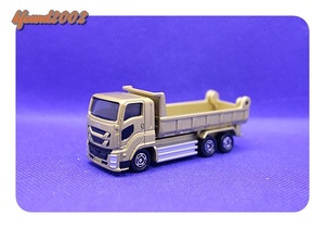 ISUZU　GIGA　いすゞ　ダンプタイプ　TOMY TOMICA　トミカ製　ミニカー