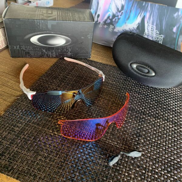 OAKLEY RadarEV zerog レンズPRIZM と新しいオレンジ