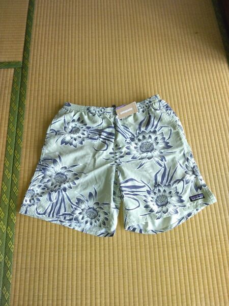 patagonia バギーズショーツ 5インチ Mサイズ 新品