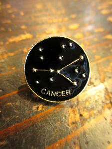 ピンバッチ　１２星座　かに座　CANCER　誕生日　星座　占い　黄道十二星座　ピンバッジ