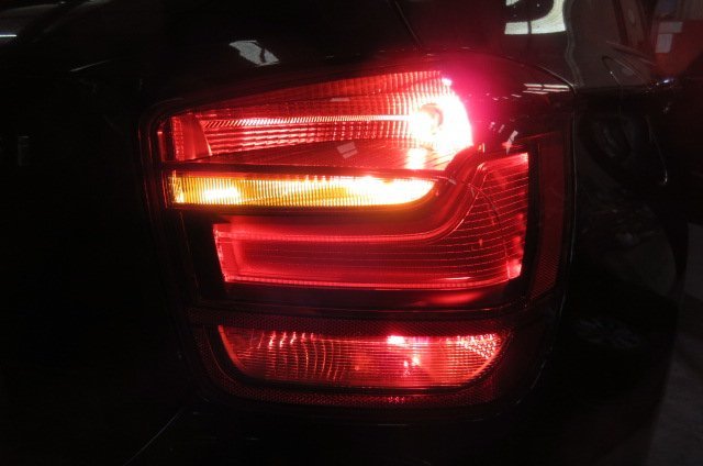 ヤフオク! -「bmw f20 116i」(テールライト) (BMW用)の落札相場・落札価格