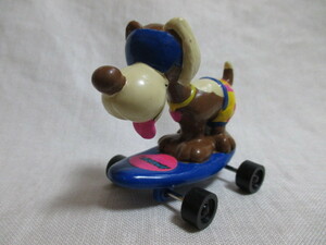  prompt decision *USA Vintage SMURFS Smurf papi- dog *Hardee's Hardy -zmi-ru toy PVC figure / surfboard * skateboard 