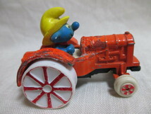 即決★USA製　ERTL　ヴィンテージ　SMURFS　スマーフ　ダイキャストカー・トラクター Farmer Ol McSmurf_画像5