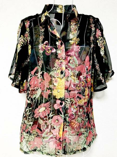 新品半袖シャツ 花柄、蝶 袖スリット シースルーシャツ 黒 送料無料