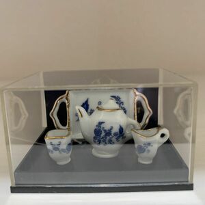 Reutter Porcelain Germany ロイターポーセリン カップ&ソーサー