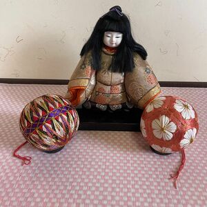 人形　手毬　手鞠　台座付き 日本人形