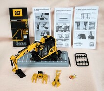 DIECAST MASTER 1:50 scale CAT M323F RALROAD WHEELED EXCAVATOR_画像1