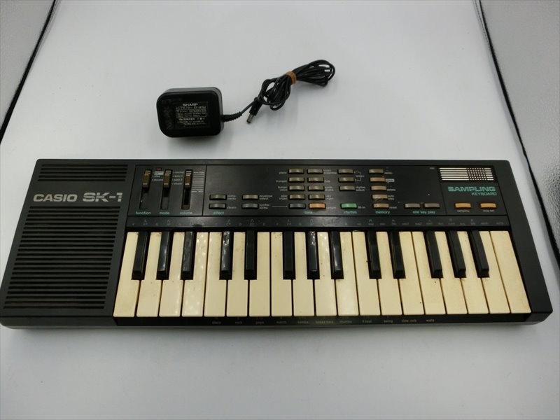 ヤフオク! -「casio sk-1」(キーボード、シンセサイザー) (鍵盤楽器)の