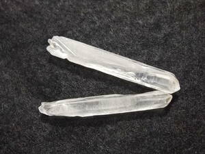 sin silver g crystal pair set! beautiful height sound singingcrystal loose stone South America production Laser one do natural crystal raw ore 15.0ct natural stone 5 various together including in a package 765-8