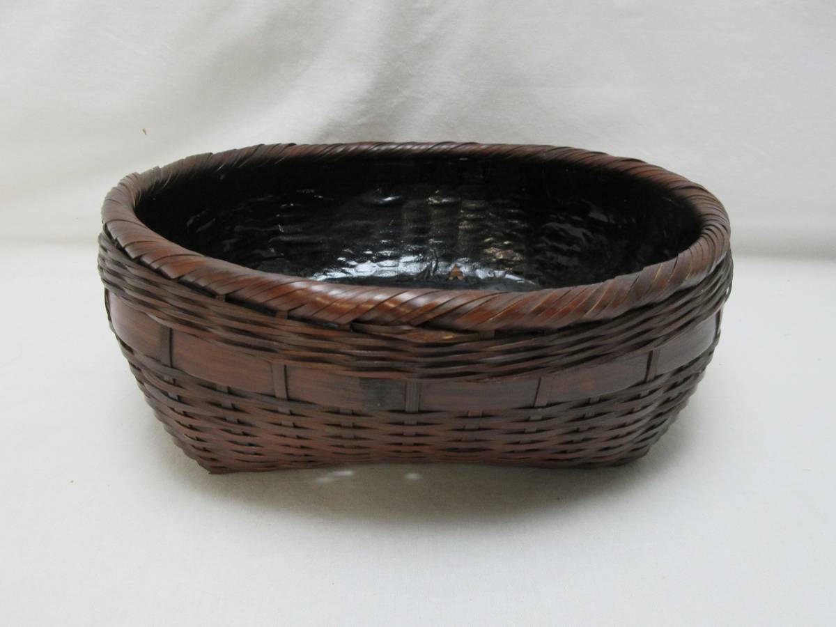 H04378 【 茶道具炭斗炭取3足竹籠竹編箱無】 検) 炭道具茶会炭入れ炭斗