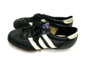 VINTAGE！80's adidas アディダス サッカーシューズ スパイク オールド品！ヴィンテージ！当時物 昭和レトロ！80年代！