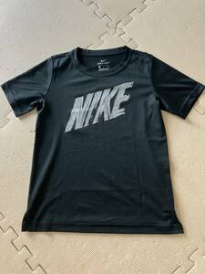 ★★USED【NIKE】ナイキDRI-FIT黒Tシャツ(サイズS)★★