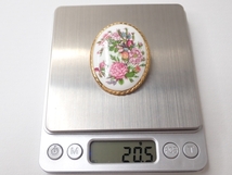 L132　ヴィンテージ ブローチ　陶器　白地に花絵　楕円型　アクセサリー　Vintage　brooch_画像8