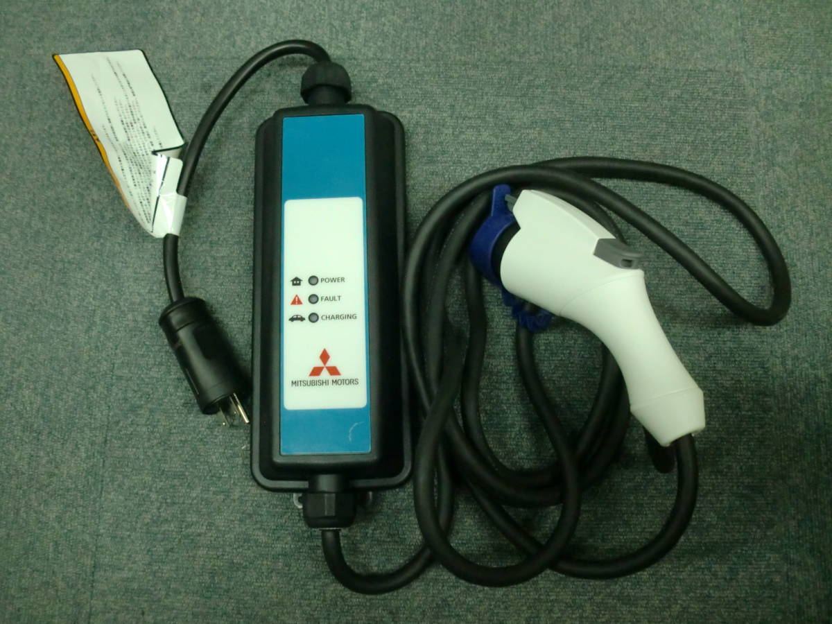 ヤフオク! -「アウトランダーphev充電ケーブル」の落札相場・落札価格