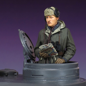 [173] 完成品 1/35 フィギュア WW2 ドイツ軍 ドイツ兵 戦車兵 コマンダー 冬季 Painted and Built Figure 50mm