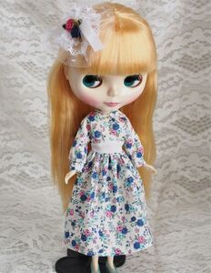 Doll Dressingハンドメイド ネオブライス サイズお洋服セット人形/アウトフィット衣装/花柄ワンピース/ドレス/帽子/ドール服/レトロ/blythe