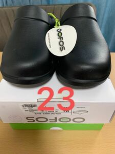 ウーフォス　ウークロッグ　OOFOS OOCLOOG 23センチ