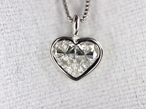 K18WG ダイヤ ネックレス D0.23ct (ハートモチーフ）【BGS4354】