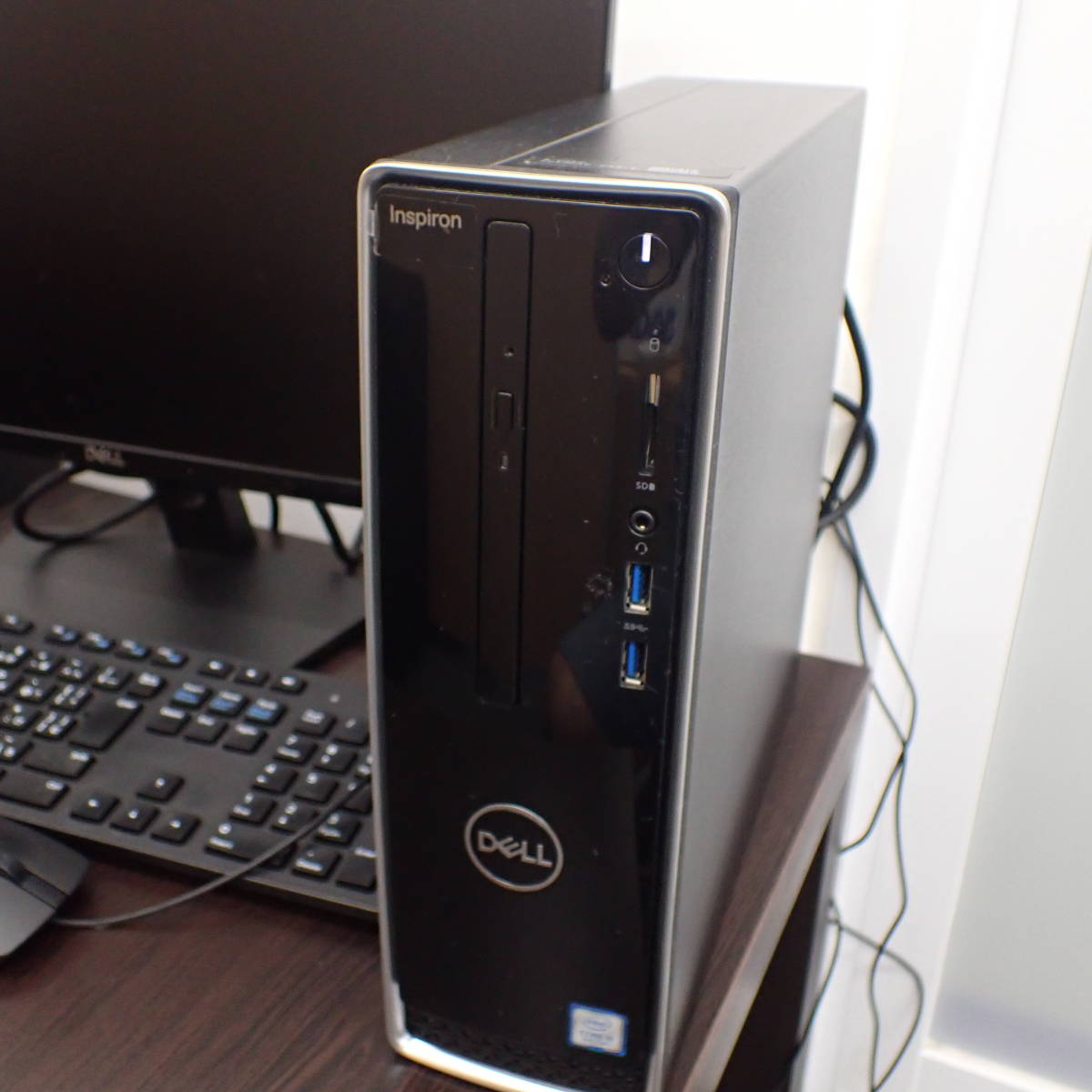 1円~ DELL Inspiron 3470[Core i5-9400 /8GB /SSD128GB+HDD1TB
