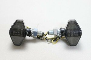 送料350円 スクエアLEDスモークウインカー 2個セット GPZ900R ZRX1200 ゼファー400 ZRX400 バルカン1100 Z400GP ダイヤ 黒