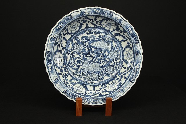 特別依頼出品 三井家由来某寺院所蔵 染付大皿 鳳凰麒麟文 直径約46.1cm