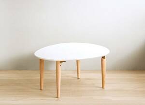折りたたみテーブル　 円形テーブル　75cmの楕円形