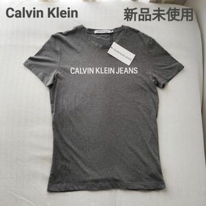 【新品】カルバンクライン Calvin Klein メンズTシャツ SHORT SLEEVE LOGOクルーネック 丸首 グレー　