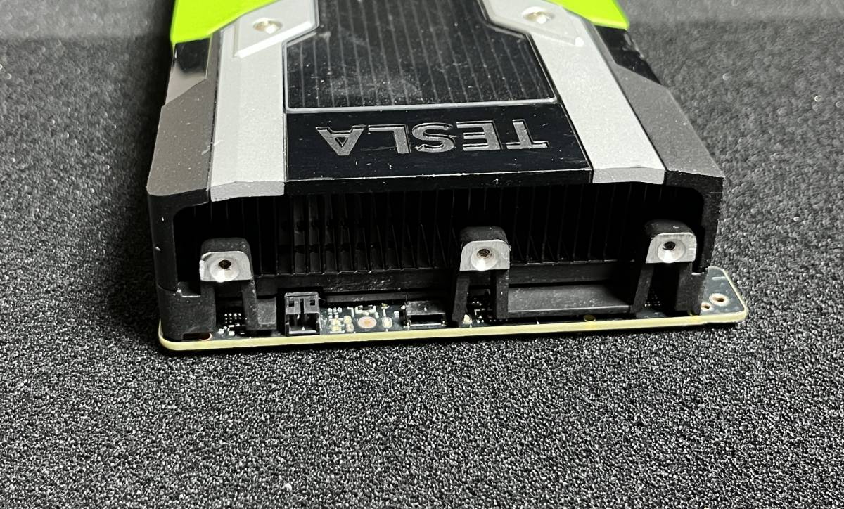 NVIDIA Tesla K80 24GB GDDR5 900-22080-0000-000 PCI-E GPU ((動作品