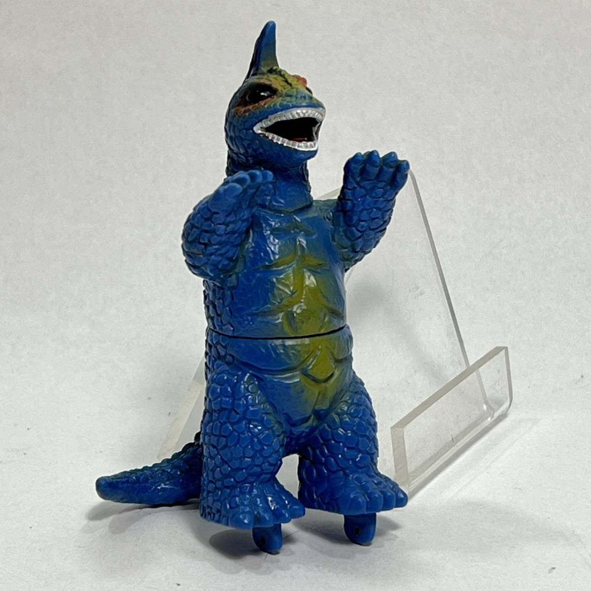 ヤフオク! -「アーストロン ソフビ」の落札相場・落札価格