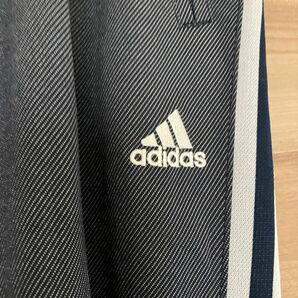 adidas ジャージ　スエットパンツサイズはXOです。