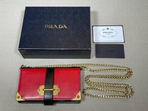 新品 未使用 PRADA iPhone X XS スマホ ケース iPhoneケース プラダ ロゴ ⑲B レッド 赤 チェーン付き カード入れ レザー 革