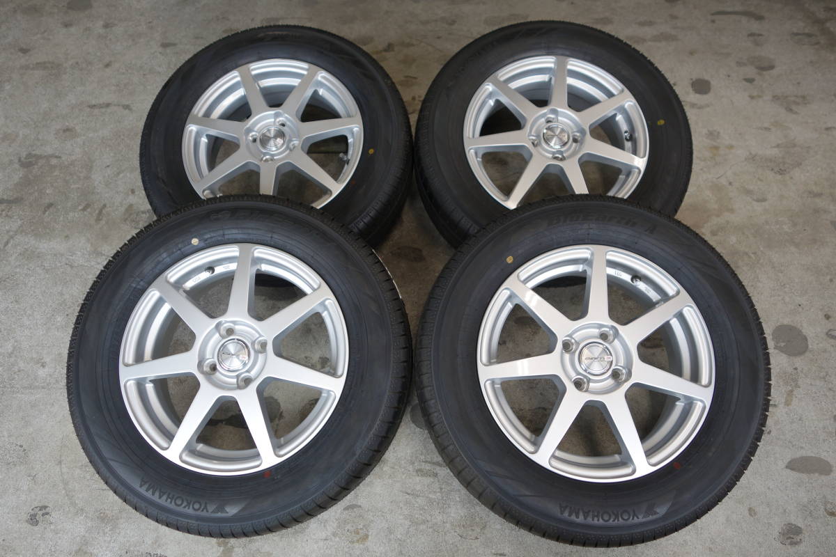 カローラフィールダー 195/65r15の値段と価格推移は?|8件の売買