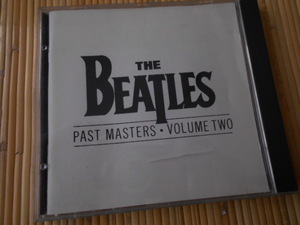 ★　中古CD　ビートルズ　ＴＨＥ　ＢＥＡＴＬＥＳ　ＰＡＳＴ　ＭＡＳＴＥＲＳ　ＶＯＬＵＭＥ　ＴＷＯ　全１５曲