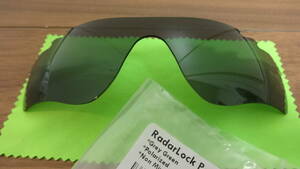 処分価格！！★ オークリー レーダーロックパス用 カスタム偏光レンズ　RadarLock Path VENTED GRAY GREEN Polarized