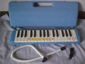 24 YAMAHA Yamaha melodica P-32D