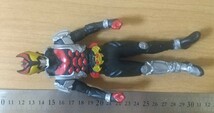 仮面ライダー ソフビ フィギュア バンダイ2007仮面ライダーキバ キバフォーム (KA-21-3)_画像3