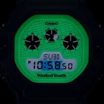 新品未使用　国内正規品　casioオンライン購入Wasted Youth x G-Shock DW-5900WY-2JR _画像9