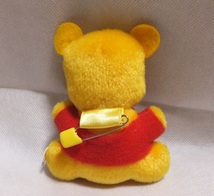 ディズニーランド くまのプーさん ぬいぐるみ バッジ ぬいば レトロ ベロ出し 舌出し Pooh_画像2