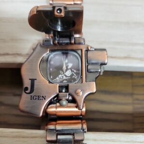 【24H以内発送】ルパン三世 腕時計 ピストル型 アンティーク調 次元大介