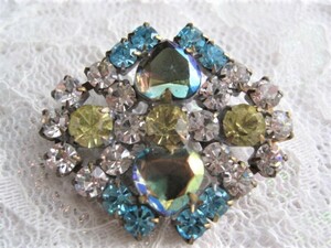 * Czech # heart motif change glass rhinestone button hand made accessory brooch Vintage 