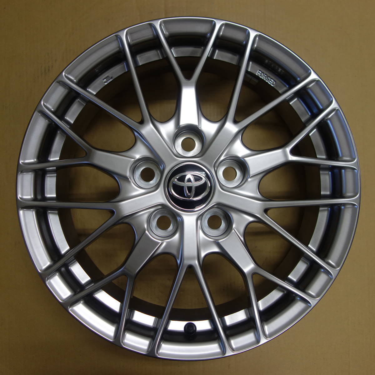 ヤフオク! -「ヴォクシー 純正 bbs」の落札相場・落札価格