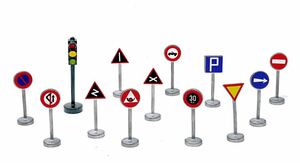 OFFICINA-942 1/76 Traffic Signs and Traffic Light オフィチーナ 942 標識 信号機 セット ダイキャスト A03