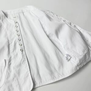 美品 gauze♯ ガーゼ クリスピーウェザークロスノーカラーシャツジャケット フリーサイズ ホワイト ブラウス カーディガン 春夏の画像7