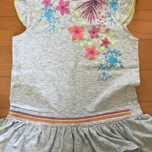 コストコ　キッズ　Tシャツ　110〜120