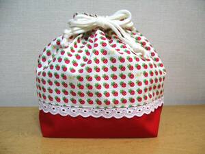  hand made * little deepen * bento bag NO.27[ small strawberry white × red ]* lunch bag strawberry . pouch go in . go in .