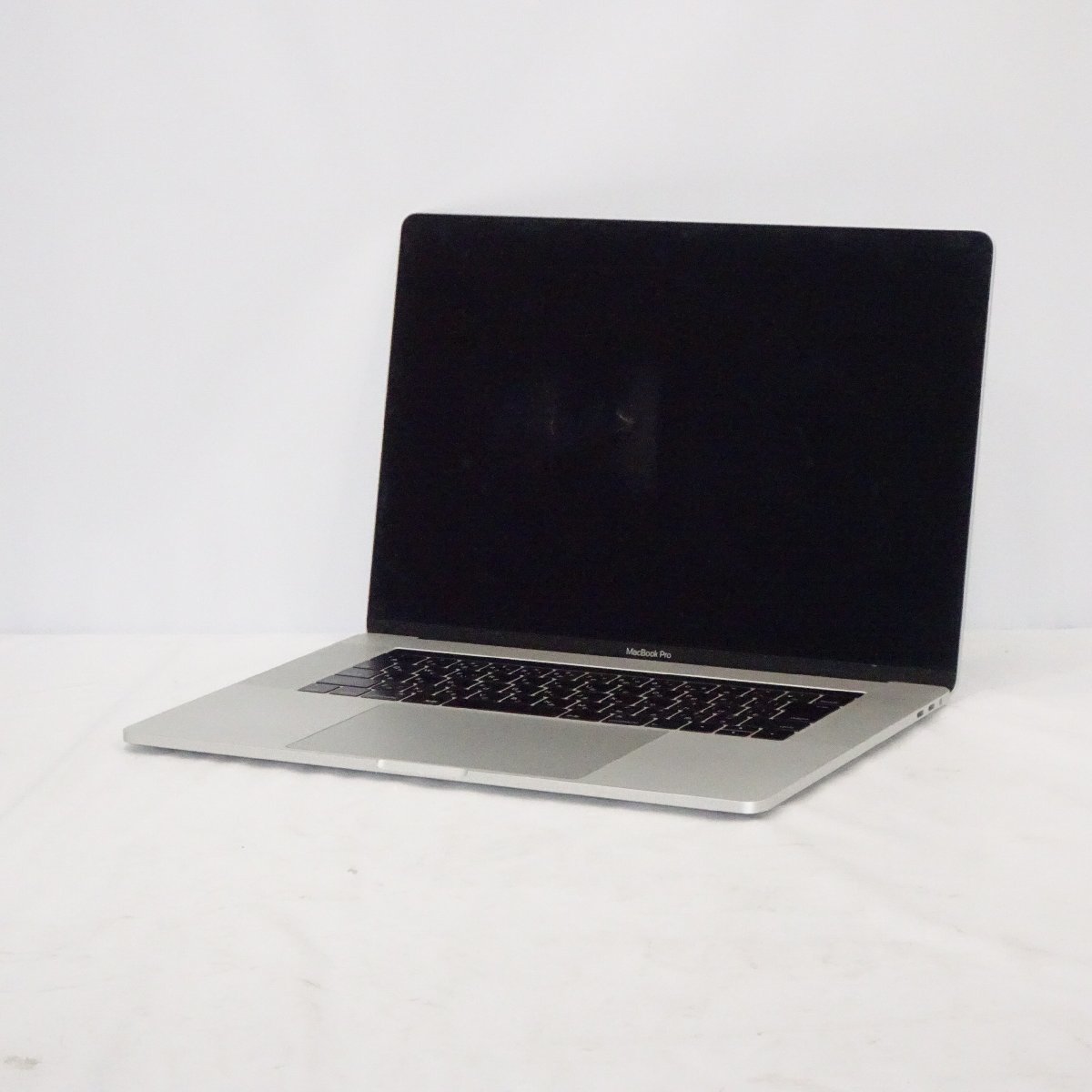 公式】 MacBook Pro 15-inch 2016 16GB 1TB（ジャンク品） ノートPC