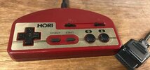 SS-613■送料込■ホリ HORI ELECTRIC ファミコン コントローラー ゲーム 日本製 家庭用 アンティーク レトロ 105g●ジャンク扱い/くATら_画像1