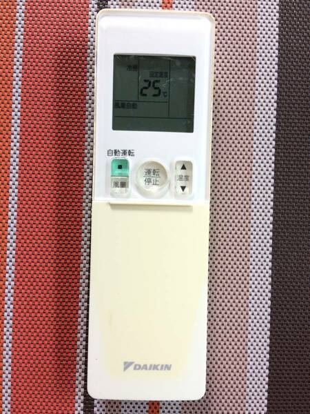 日焼けあり★送料無料★DAIKIN★ダイキン★純正★エアコン用リモコン★ARC476A1★中古★動作品★返金保証あり＊★