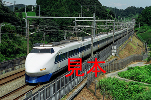 鉄道写真、35ミリネガデータ、136363660013、100系（G32編成）、JR東海道新幹線、静岡～掛川、2003.07.31、（2953×1958）
