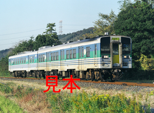 鉄道写真、645ネガデータ、167619770008、キハ30-62＋キハ38-1001、JR久留里線、下郡〜小櫃、2012.11.08、（4591×3362）